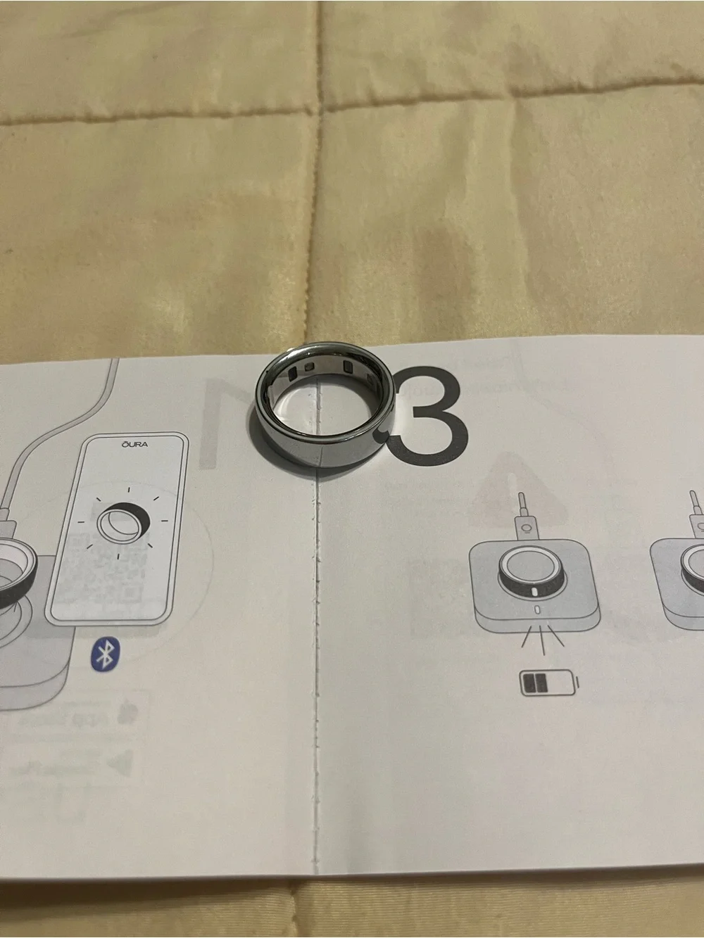 Oura Smart Ring in Polished Silver